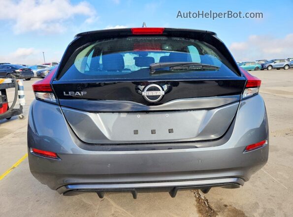 1N4AZ1BV2PC556348 2023 NISSAN LEAF Gray წინა სალონის ხედი