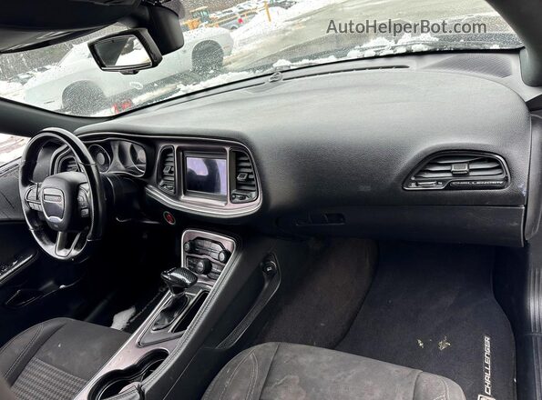 2C3CDZBT8JH141994 2018 DODGE CHALLENGER Серый Вид панели приборов