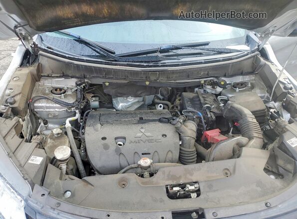 JA4ARUAU5MU009868 2021 MITSUBISHI OUTLANDER Silver 