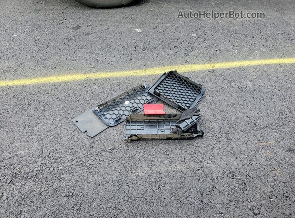 WD4PG2EE8H3222408 2017 MERCEDES-BENZ METRIS Серебряный 