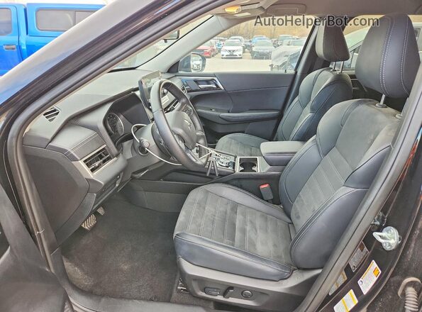 JA4J4VA84RZ053619 2024 MITSUBISHI OUTLANDER Black 