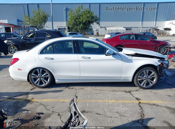 55SWF4HB1JU272144 2018 MERCEDES-BENZ C 350E White Widok wnętrza z tyłu