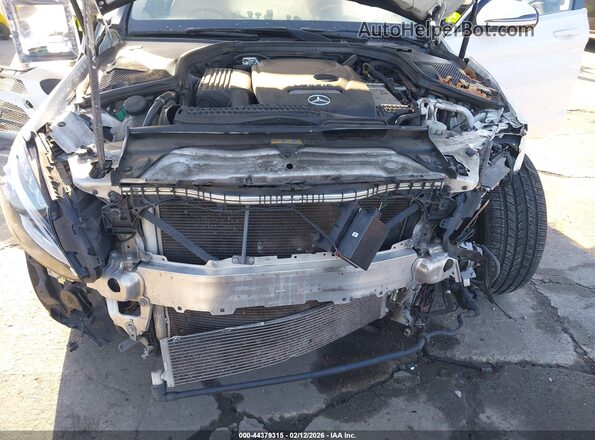 55SWF4HB1JU272144 2018 MERCEDES-BENZ C 350E White Widok z tyłu