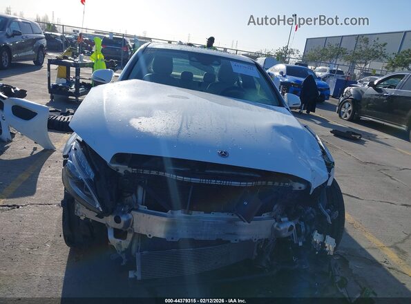 55SWF4HB1JU272144 2018 MERCEDES-BENZ C 350E White Widok zestawu wskaźników