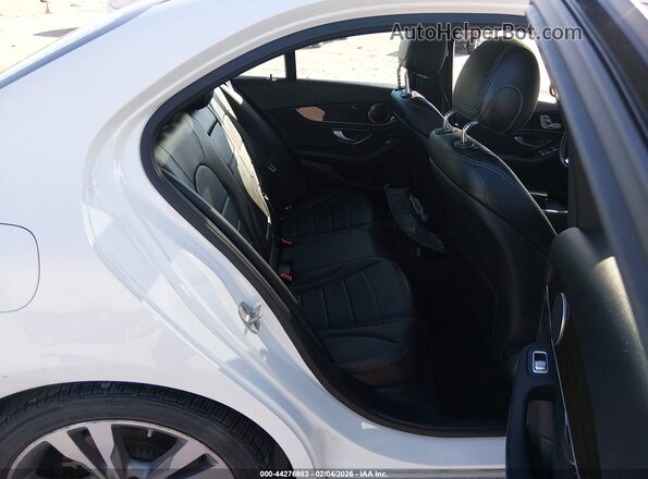 55SWF4JB0GU105504 2016 MERCEDES-BENZ C-CLASS White VIN sticker view