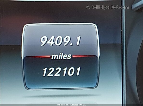 55SWF4JB8GU165269 2016 MERCEDES-BENZ C-CLASS Gray 