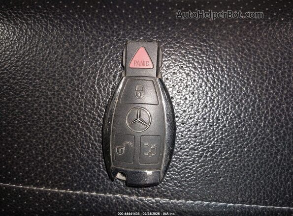 55SWF4KB2HU191818 2017 MERCEDES-BENZ C-CLASS Black Dashboard view