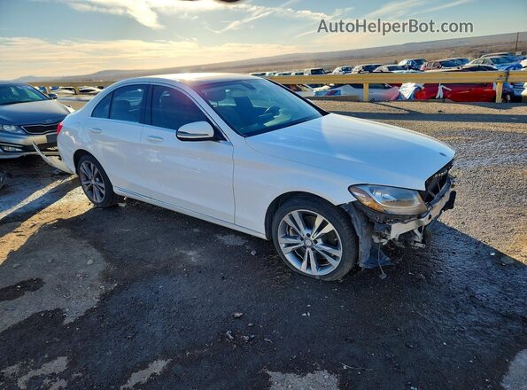 55SWF4KB5GU107392 2016 MERCEDES-BENZ C White Delantero derecho