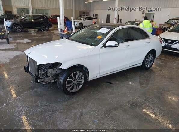 55SWF4KB6GU137923 2016 MERCEDES-BENZ C-CLASS Белый Передняя левая четверть