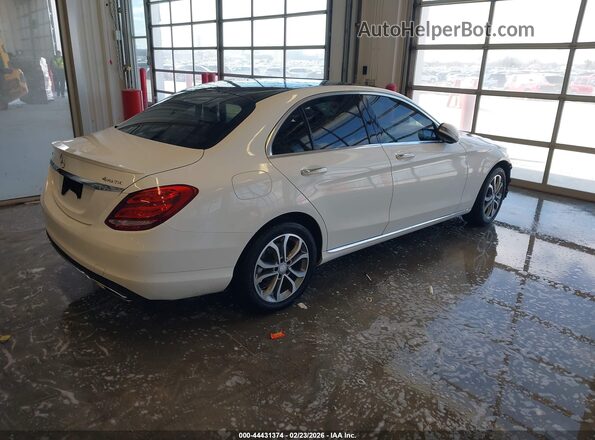 55SWF4KB6GU137923 2016 MERCEDES-BENZ C-CLASS Белый Задняя правая четверть