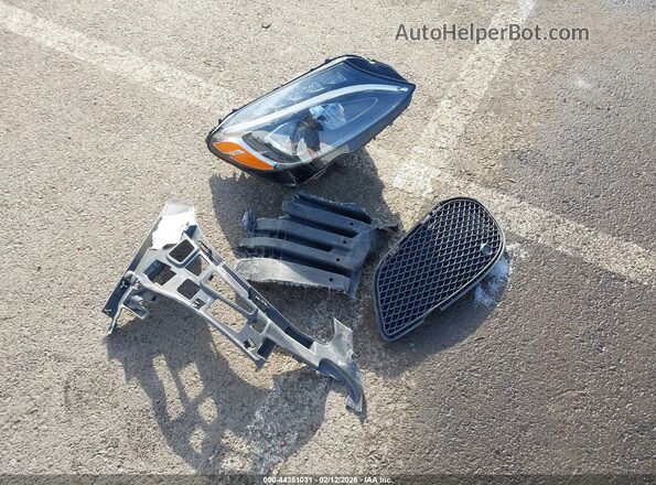 55SWF6EB0HU193784 2017 MERCEDES-BENZ AMG C 43 Черный Вид панели приборов