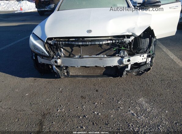 55SWF6EB4JU256617 2018 MERCEDES-BENZ AMG C 43 White Widok z przodu