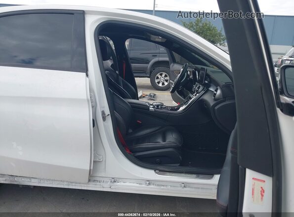 55SWF6EB6JU237969 2018 MERCEDES-BENZ AMG C 43 White წინა სალონის ხედი