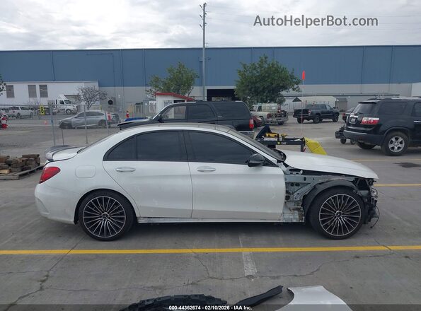 55SWF6EB6JU237969 2018 MERCEDES-BENZ AMG C 43 White სალონის 360-გრადუსიანი ხედი