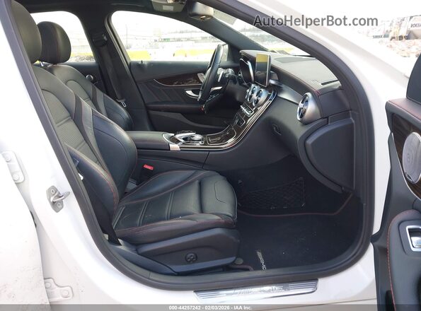 55SWF6EB7JU254568 2018 MERCEDES-BENZ AMG C 43 White Widok wnętrza z przodu
