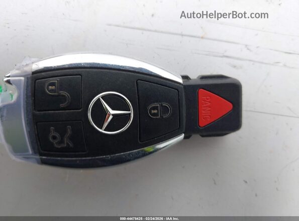55SWF8HB8HU224142 2017 MERCEDES-BENZ AMG C 63 Green Widok deski rozdzielczej