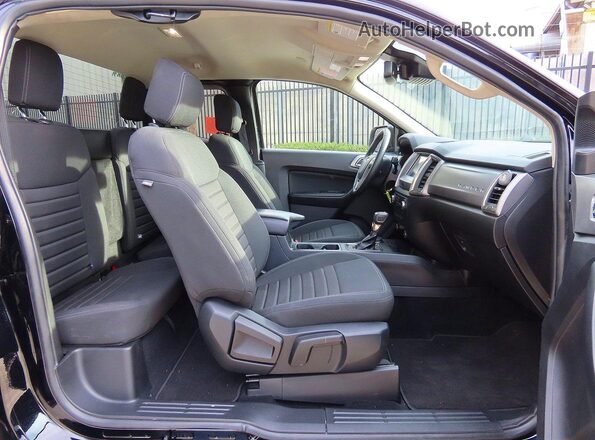 1FTER1FH4LLA80632 2020 FORD RANG Black Widok wnętrza z przodu
