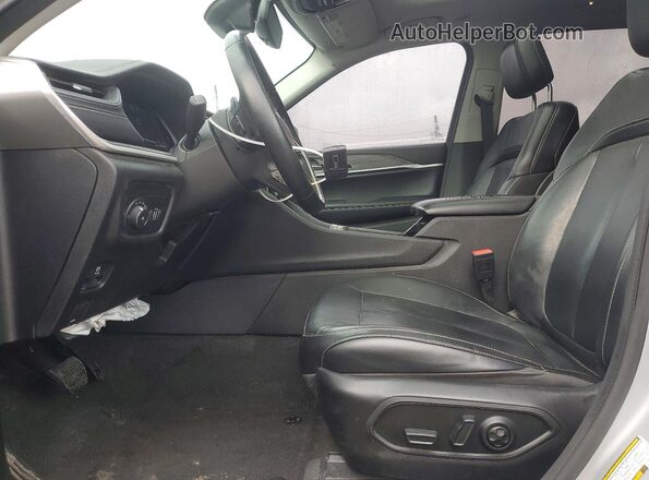 1C4RJKBG9M8121305 2021 JEEP GRAND Silver Vista del salpicadero