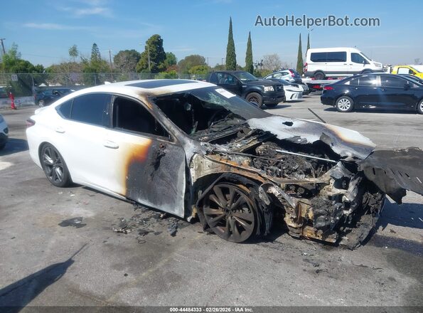 58ABZ1B13KU020527 2019 LEXUS ES 350 White Вид щитка приладів