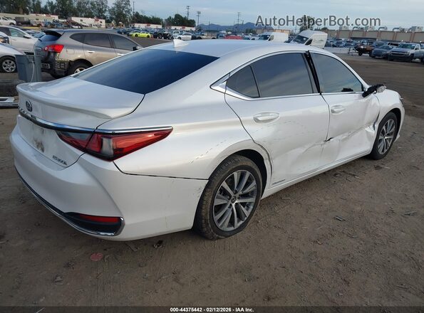58ACA1C17MU010211 2021 LEXUS ES 300H White Հետևի աջ