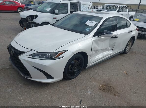 58ACZ1B17LU066061 2020 LEXUS ES 350 Белый Передняя левая четверть