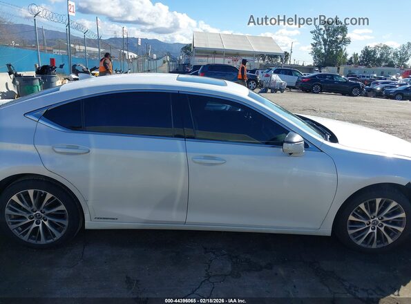 58AD21B13LU006609 2020 LEXUS ES 300H White Vista interior trasera