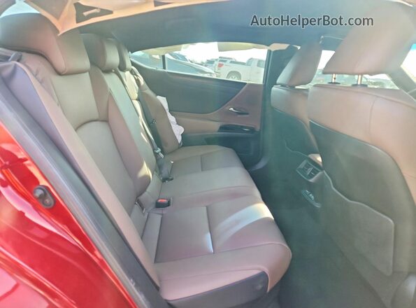 58ADA1C15RU050458 2024 LEXUS ES Red Vista de los asientos traseros