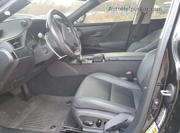 58ADA1C16NU018273 2022 LEXUS ES Черный Вид салона спереди