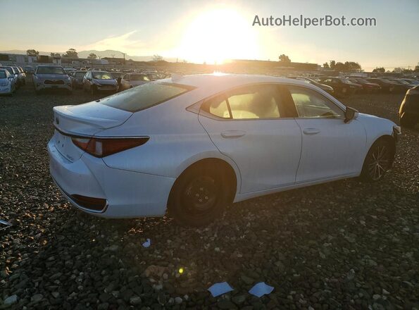 58ADA1C17RU050767 2024 LEXUS ES Белый Задняя правая четверть