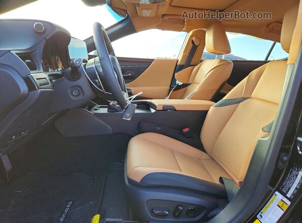58ADA1C17SU075643 2025 LEXUS ES Black Вид салону спереду