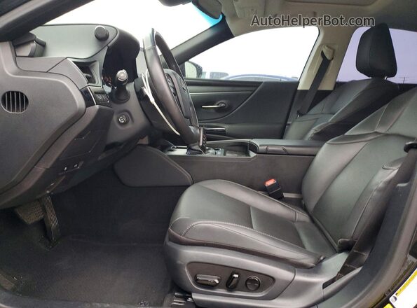 58ADA1C19RU052570 2024 LEXUS ES Black Вид салону спереду