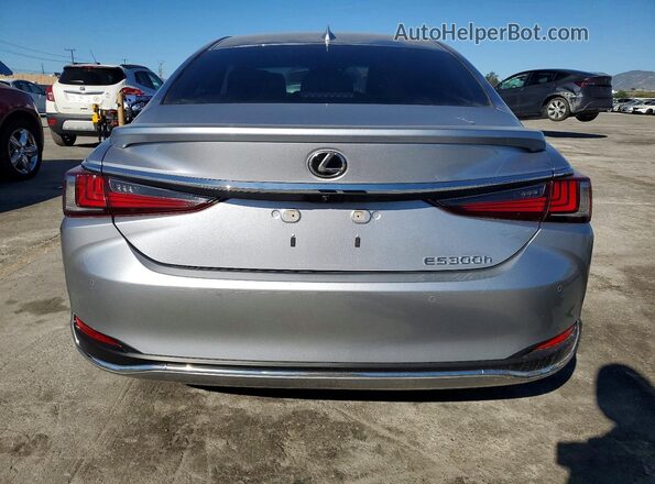 58ADA1C19SU061159 2025 LEXUS ES Silver 