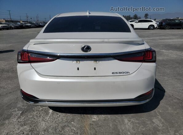 58ADA1C1XRU051752 2024 LEXUS ES White Հետևի տեսք