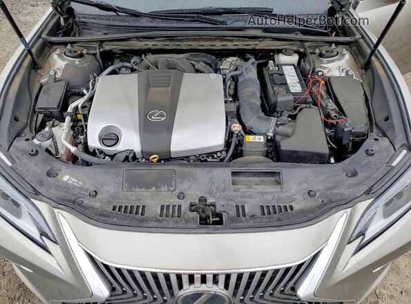 58ADZ1B13LU061007 2020 LEXUS ES Silver Vista interior trasera