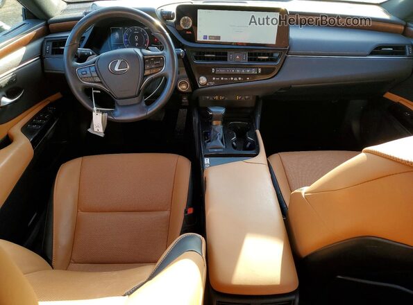 58ADZ1B15PU146775 2023 LEXUS ES Красный Вид панели приборов