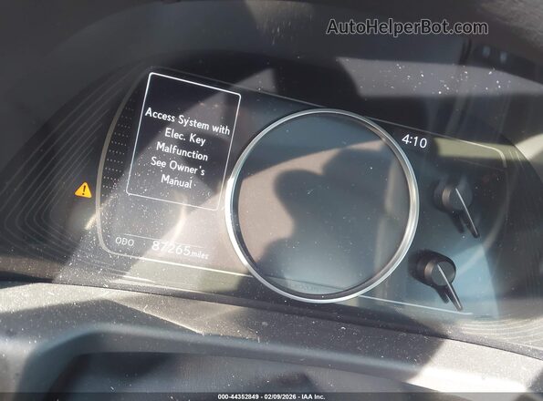 58AE21B13LU011698 2020 LEXUS ES 300H Серый Вид задних сидений