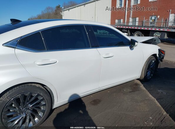 58AFZ1B10RU183051 2024 LEXUS ES 350 White Вид задньої частини салону
