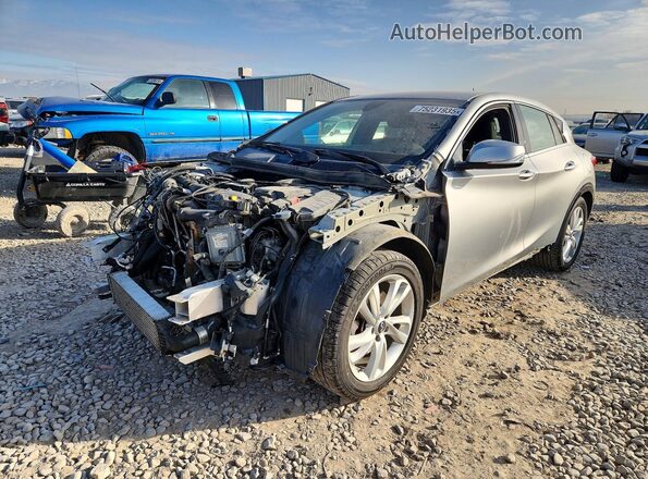 SJKCH5CP8KA008661 2019 INFINITI QX30 Серебряный Задняя левая четверть