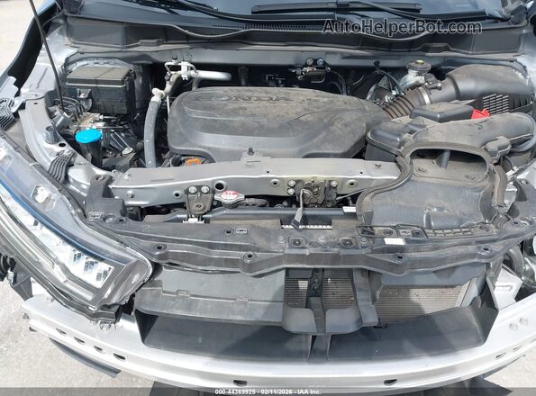 5FNRL6H63RB053798 2024 HONDA ODYSSEY Silver Rear view