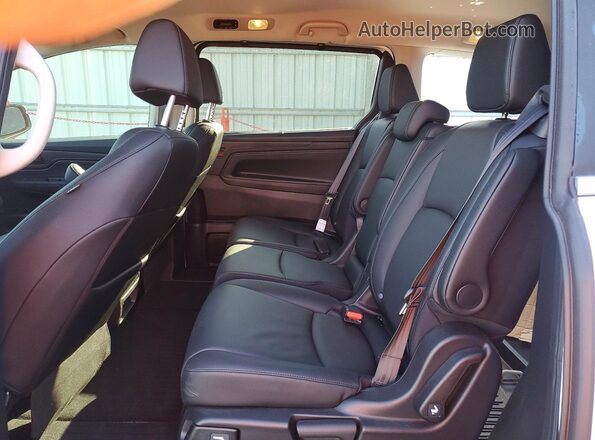 5FNRL6H65TB007249 2026 HONDA ODYSSEY Белый Вид задней части салона