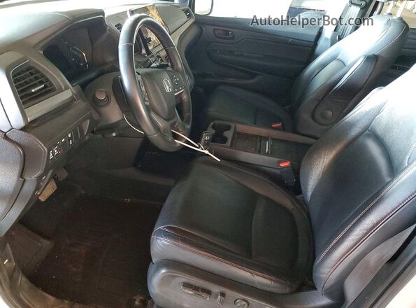 5FNRL6H73PB001058 2023 HONDA ODYSSEY White Vista interior delantera