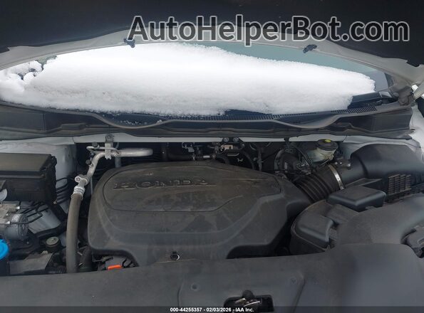 5FNRL6H79NB043652 2022 HONDA ODYSSEY White Вид ззаду