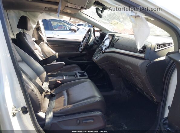 5FNRL6H7XKB119004 2019 HONDA ODYSSEY White Սալոնի դիմացի տեսք