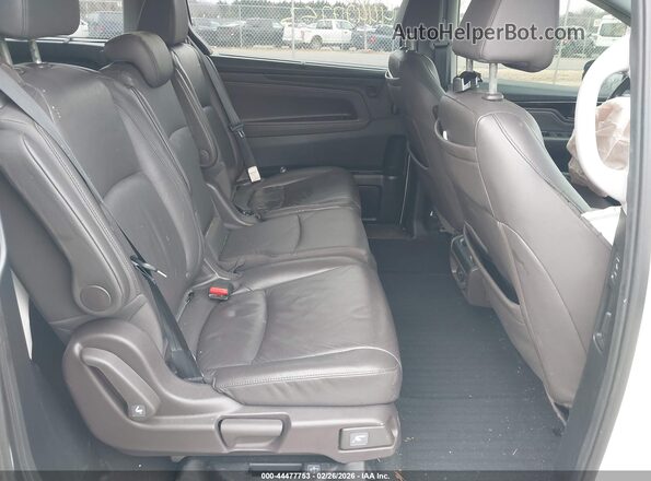 5FNRL6H91JB033399 2018 HONDA ODYSSEY White Widok naklejki z numerem VIN