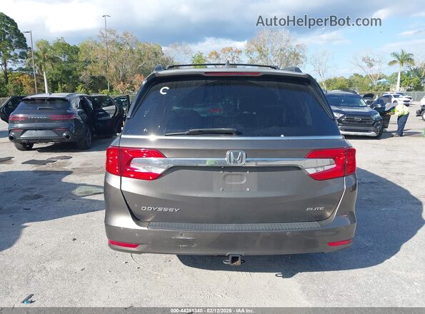 5FNRL6H9XJB065784 2018 HONDA ODYSSEY Brown 