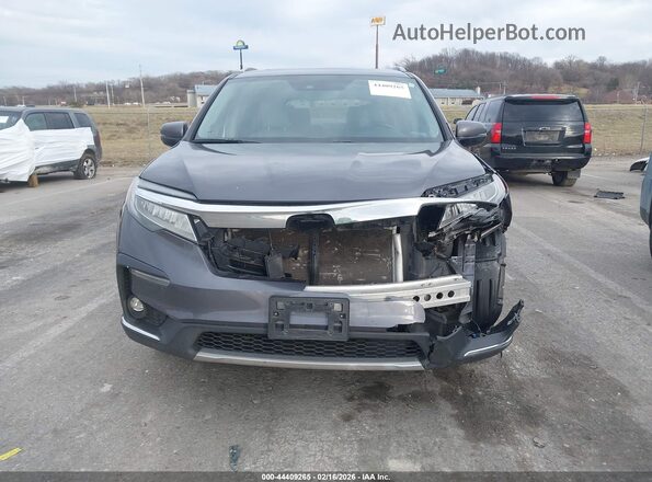 5FNYF5H68NB001025 2022 HONDA PILOT Gray Widok wnętrza z tyłu