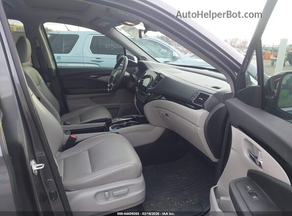 5FNYF5H68NB001025 2022 HONDA PILOT Gray Widok wnętrza z przodu