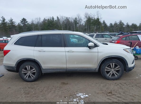 5FNYF6H56JB071386 2018 HONDA PILOT White Vista interior de 360 grados