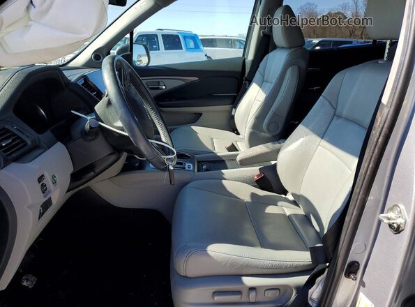5FNYF6H58KB065476 2019 HONDA PILOT Silver 