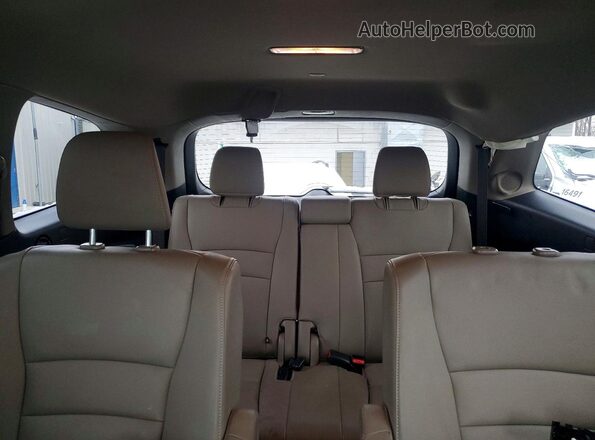 5FNYF6H62NB010714 2022 HONDA PILOT Burgundy Հետևի նստատեղերի տեսք